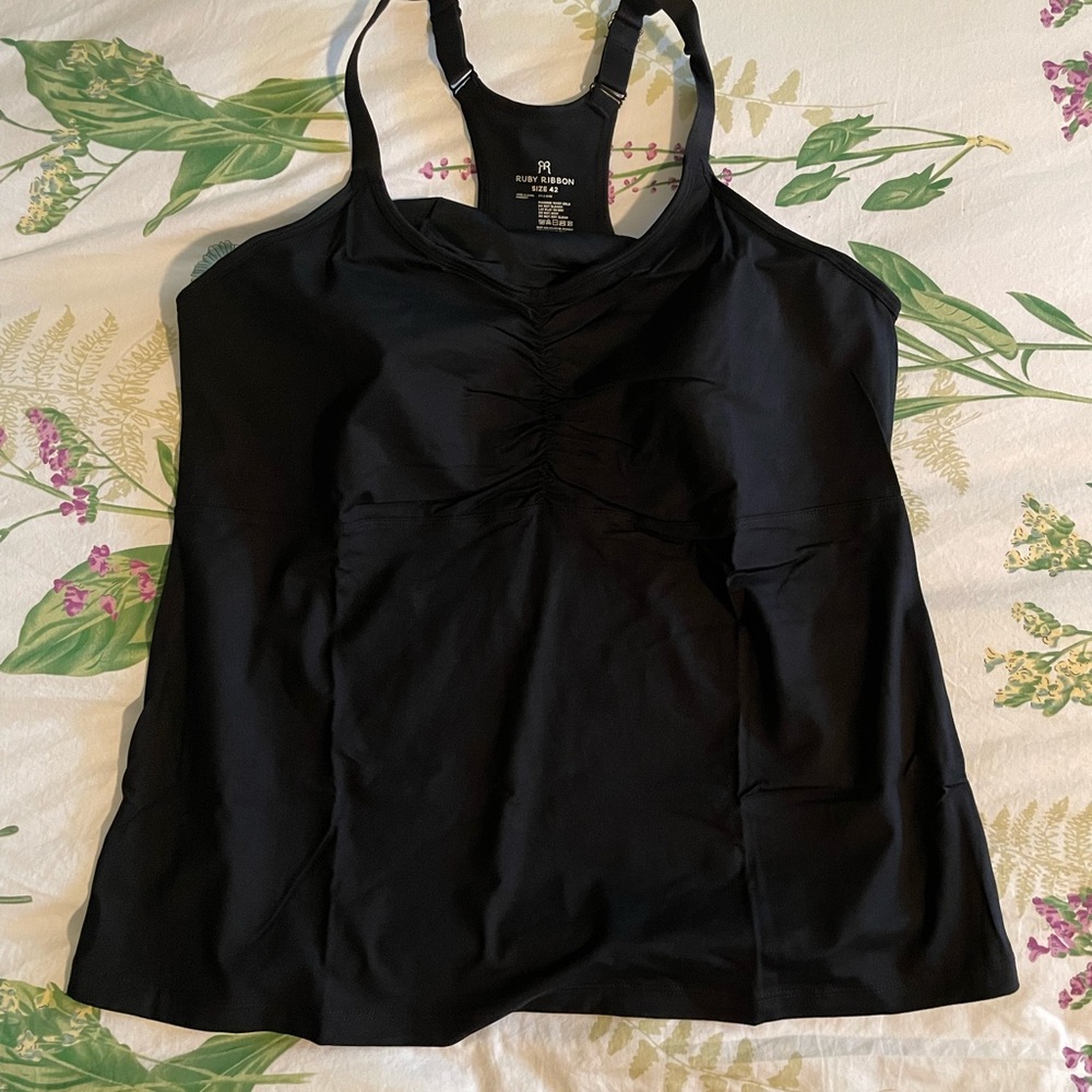 Ruby Ribbon Sport Demi Tank size 42